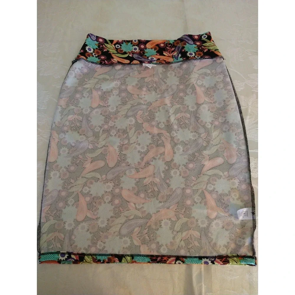 LuLaRoe Skirt Ladies‎ Size L Purple Easter Stretch Straight Knee Length (E#10)